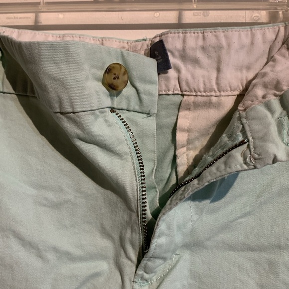 Old Navy plus size mint green shorts size 16 - Picture 3 of 4